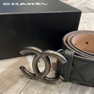 CHANEL Black Quilted Leather Belt with Silver CC Logo Buckle